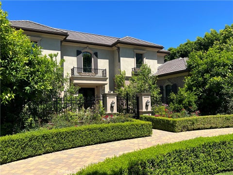 Photo of 355 W Palm DR, Arcadia, CA 91007 (MLS # WS26147709)