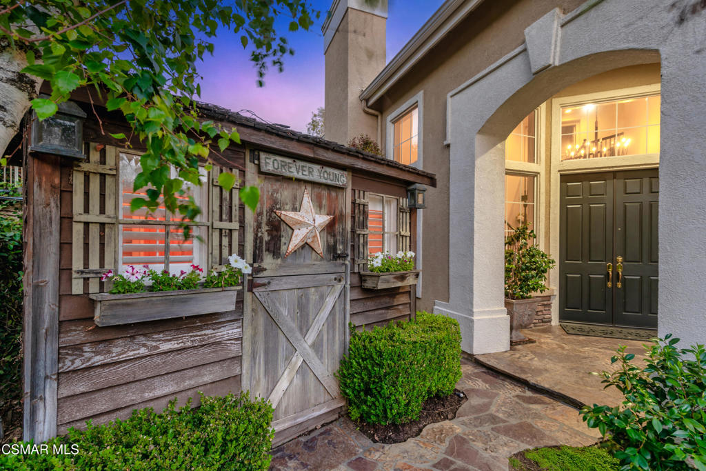 2571 Littlefield Court