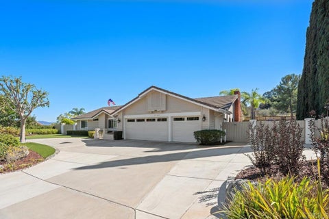 Photo of 2321 Cortina Circle, Escondido, CA 92029 (MLS # NDP2609713)