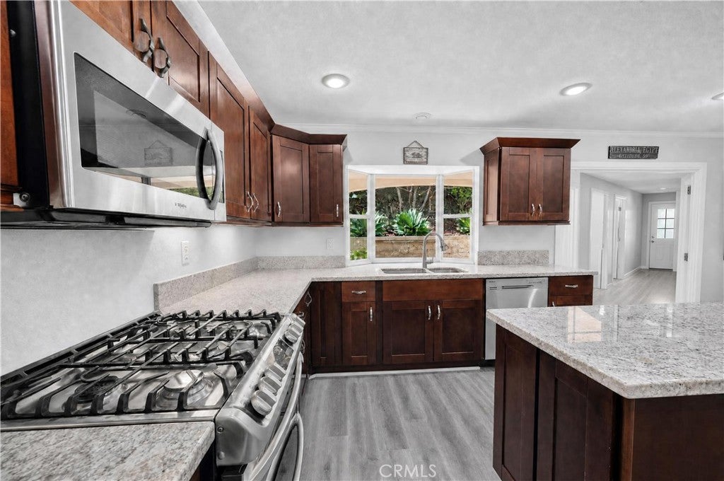 63 Mallorn, Aliso Viejo CA 92656 - Photo 6