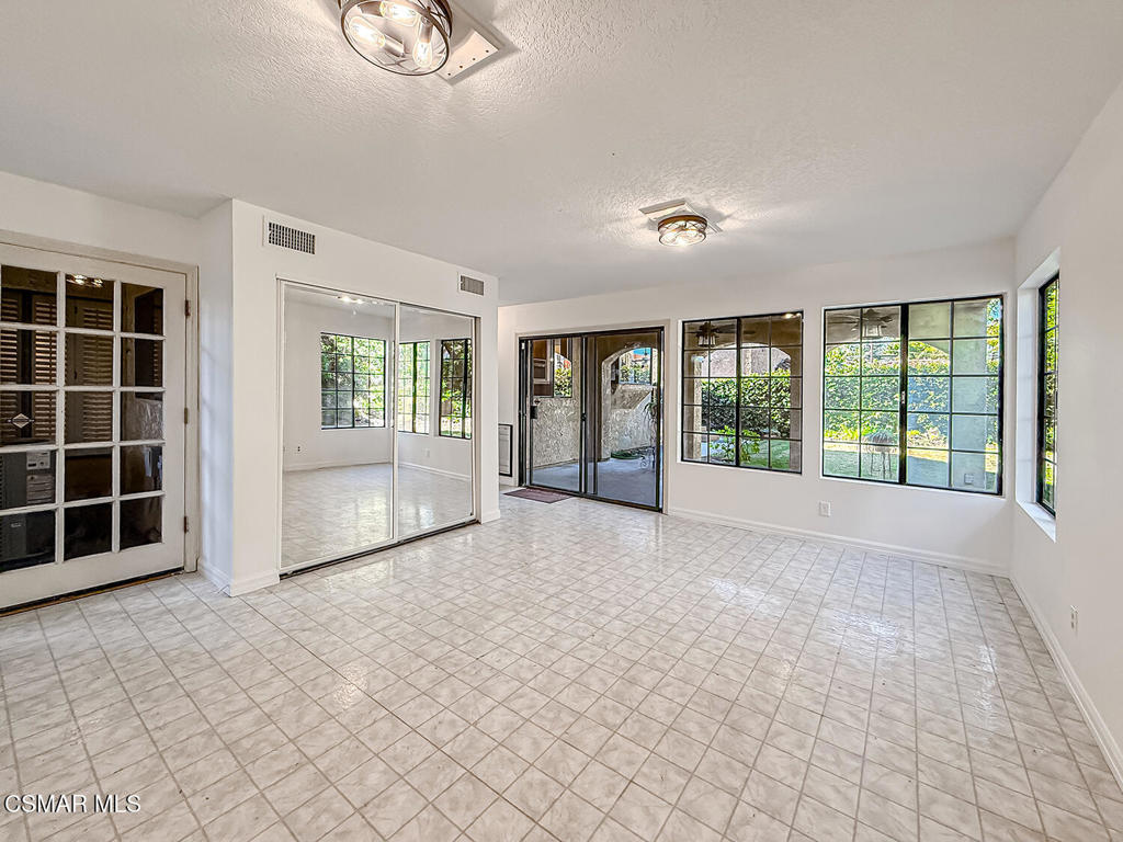 Buttercreek/MTN. Meadows-327 - 327 - Residential