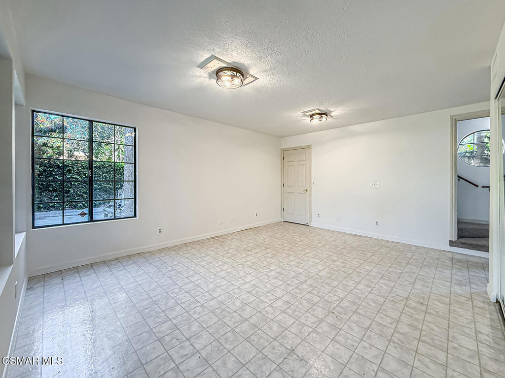 Buttercreek/MTN. Meadows-327 - 327 - Residential