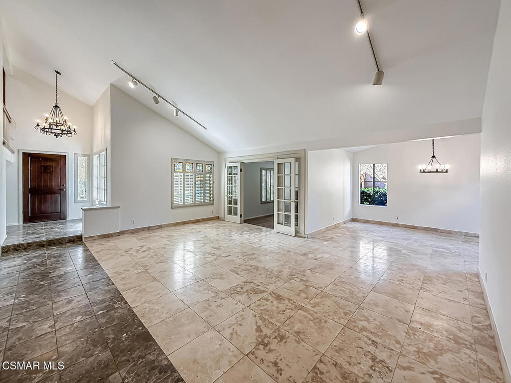 Buttercreek/MTN. Meadows-327 - 327 - Residential