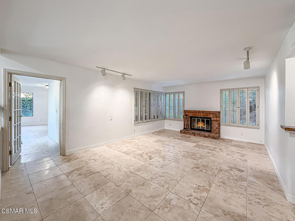 Buttercreek/MTN. Meadows-327 - 327 - Residential