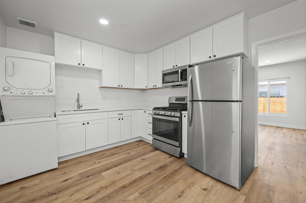 San Diego - Residential Income