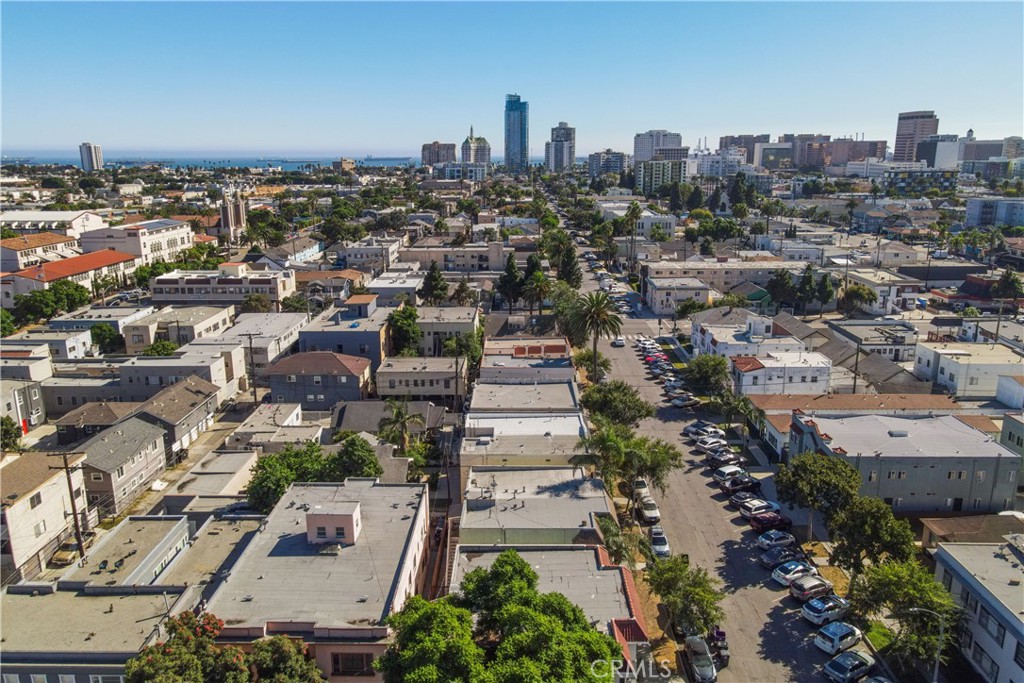 Downtown (DT) - Residential Income