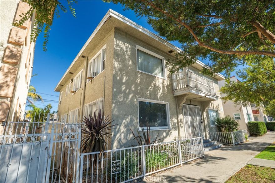 Huge 6 unit campus property with three large units in front, Craftsman bungalow in the middle, and two brand new 2025 construction ADUs in the rear totalling 5707 rentable square feet on a 7500 square foot lot.  Great unit mix averaging 950 square feet with one 5 bed, 2 bath unit, four 2 bed, 1 bath units, and one 1 bed, 1 bath unit.  Aggressively priced at $262/square foot, 9.8X GRM and 6.2% cap rate on actual rents plus an 8% upside to 9X GRM and 6.9% cap rate on market rents.  Brand new electrical main panel.  Skip the smaller properties and go straight to commercial positive leverage with rates in the high 5%'s and a 6.2% cap rate on actual rents.



Great location right in Downtown Long Beach just North of the East Village Arts District.  Blocks away from St. Mary's hospital, Museum of Latin American Art, rail lines, and $8 billion of new development.  Only 7 blocks to the beach.