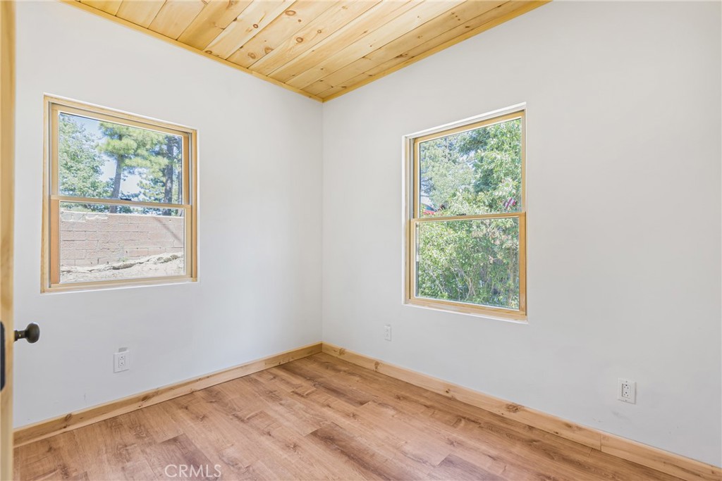 Green Valley Lake (GVLK) - Residential