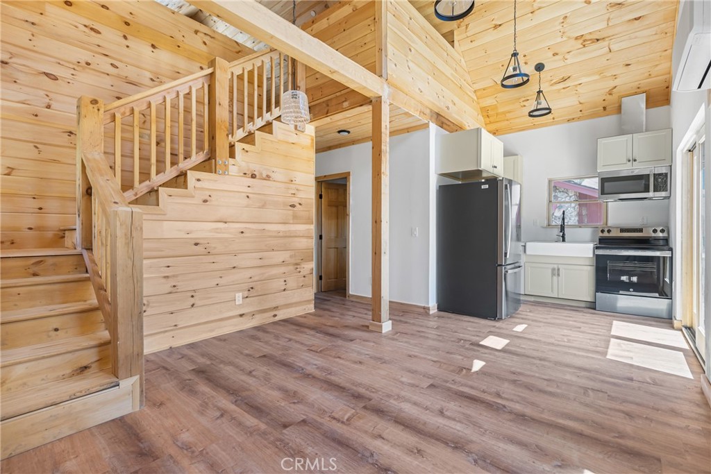 Green Valley Lake (GVLK) - Residential