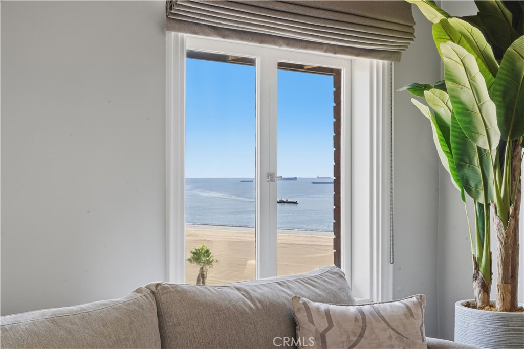 Alamitos Beach (AB) - Residential