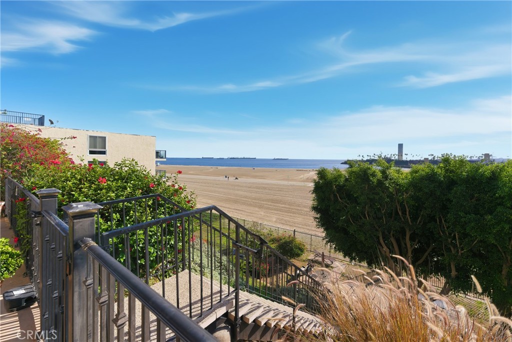 Alamitos Beach (AB) - Residential