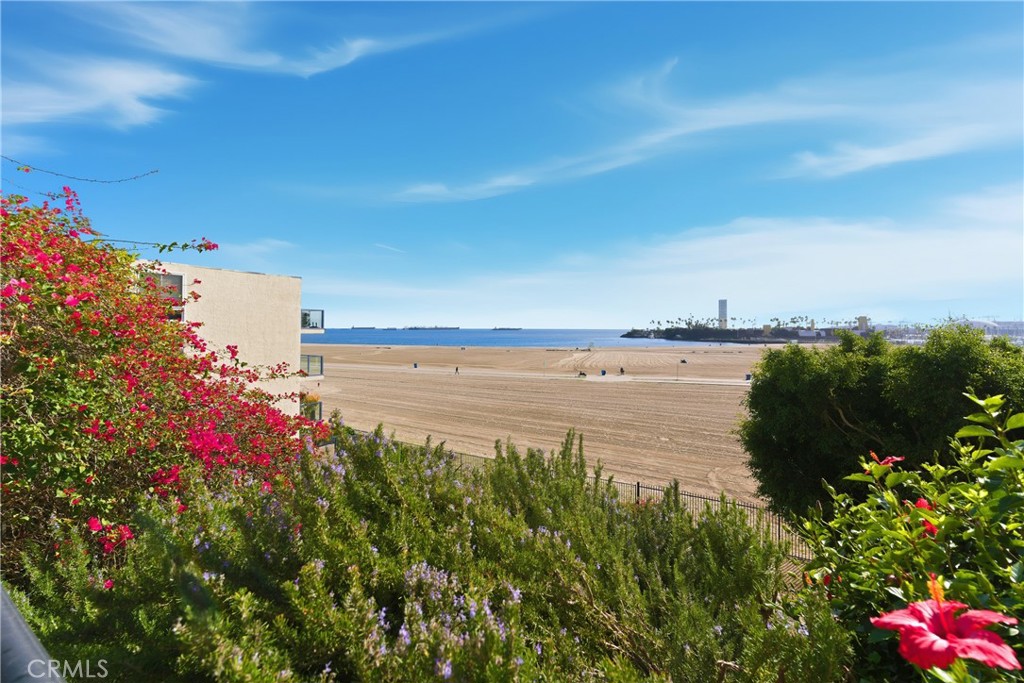 Alamitos Beach (AB) - Residential