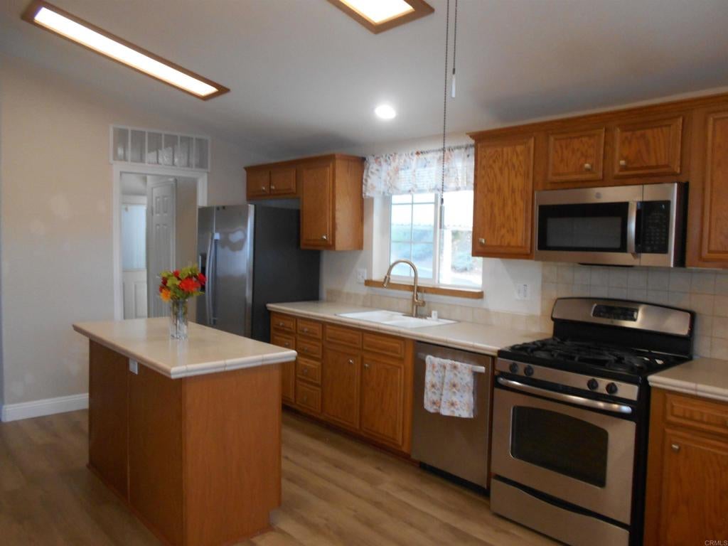 1951 47th Street 163