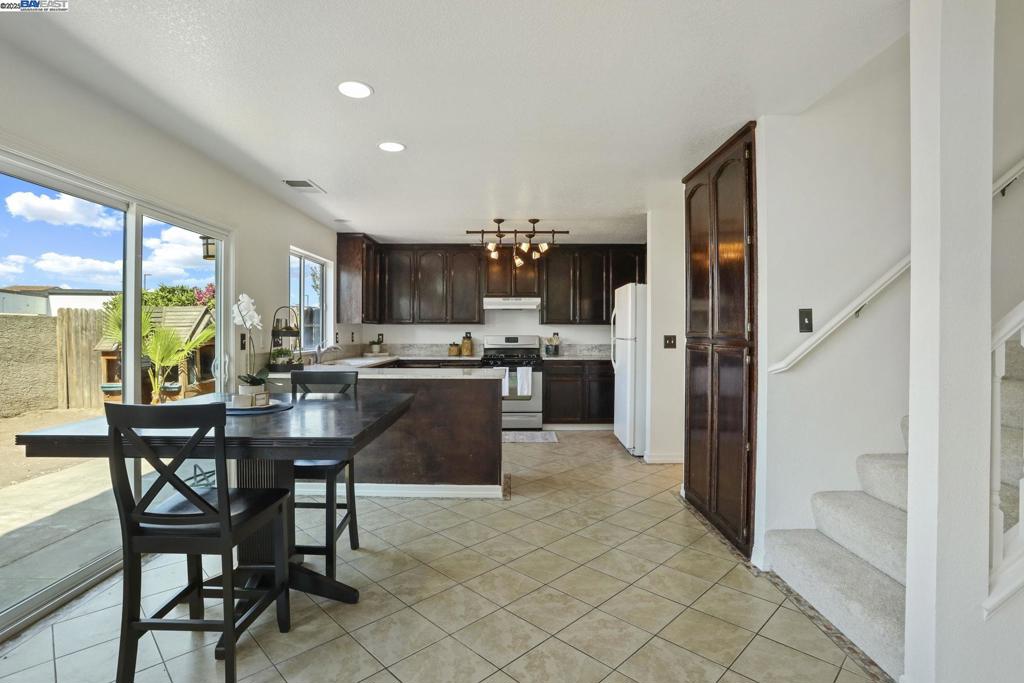 WOODFIELD ESTS - Residential