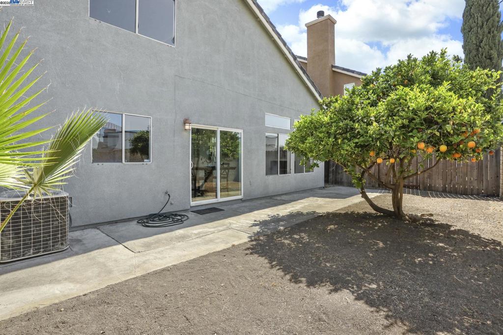 WOODFIELD ESTS - Residential