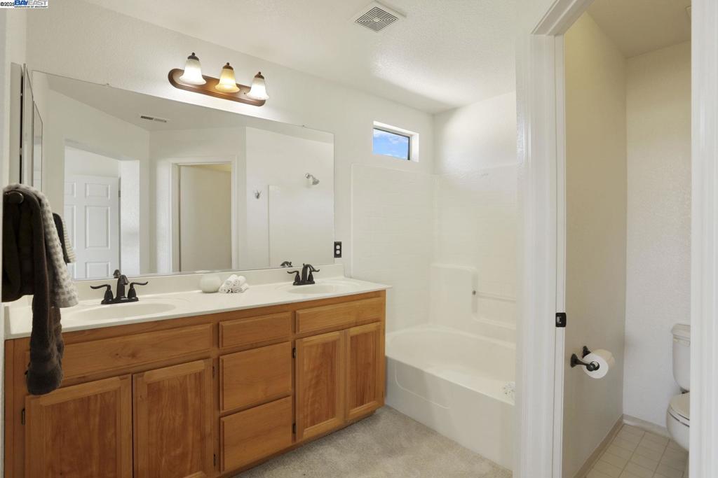 WOODFIELD ESTS - Residential