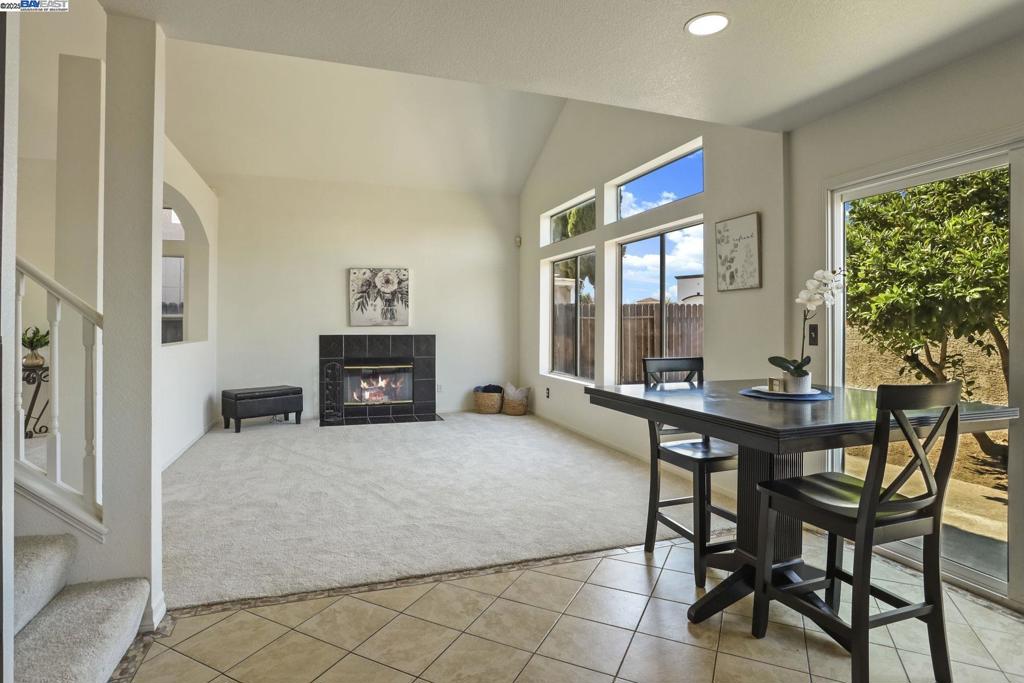 WOODFIELD ESTS - Residential