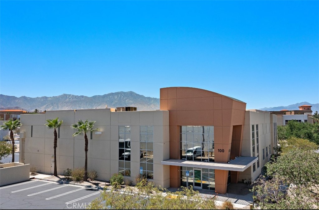 73605 Dinah Shore Drive 100A
