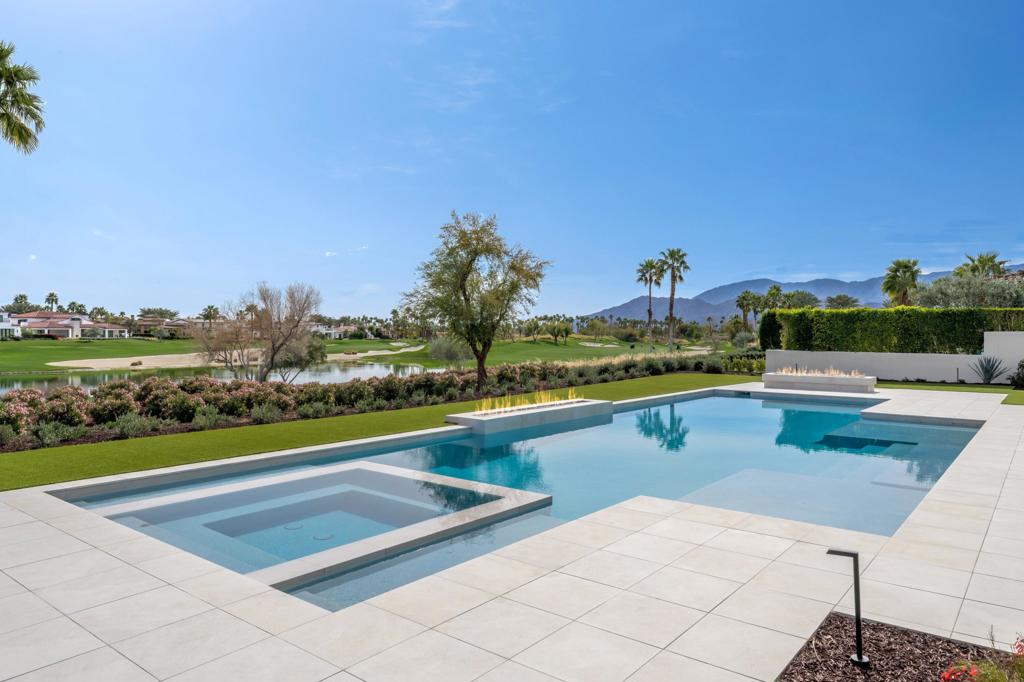 The Hideaway - Residential