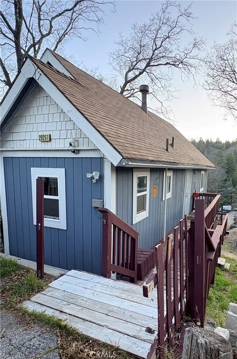 29251 Lake Brook Avenue Cedar Glen CA 92321