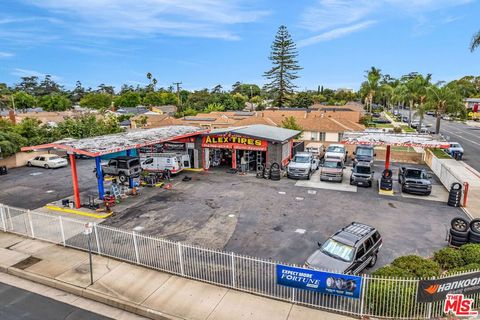 Photo of 1440 S Broadway, Santa Ana, CA 92707 (MLS # 26656161)