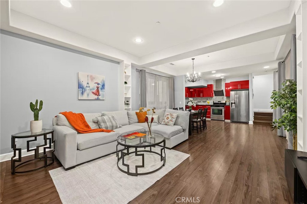 128 N Allen Avenue 1