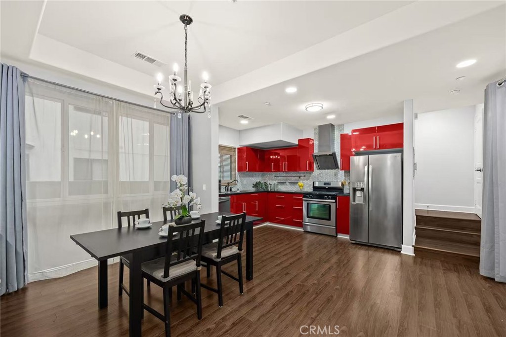 128 N Allen Avenue 1