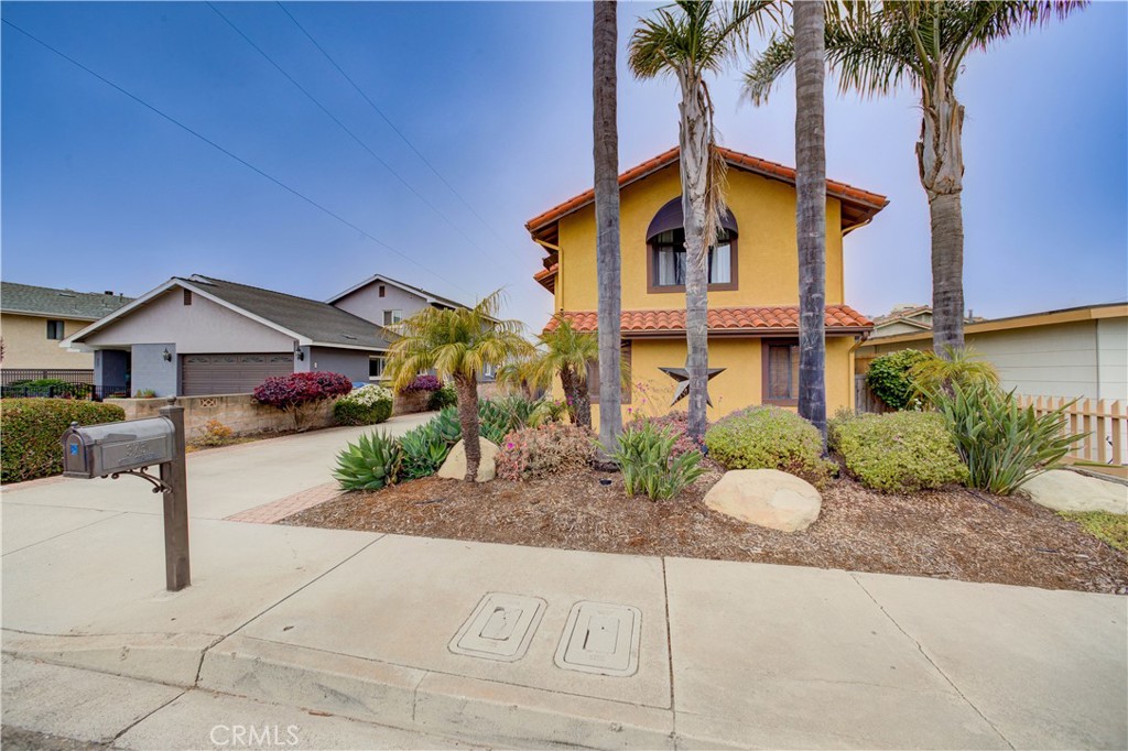 375 N 6th Street