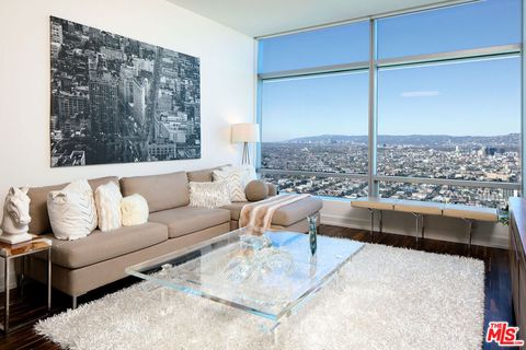 Photo of 900 W Olympic Boulevard #40F, Los Angeles, CA 90015 (MLS # 26643735)