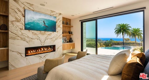 Photo of 29800 Cuthbert Road, Malibu, CA 90265 (MLS # 26103368)