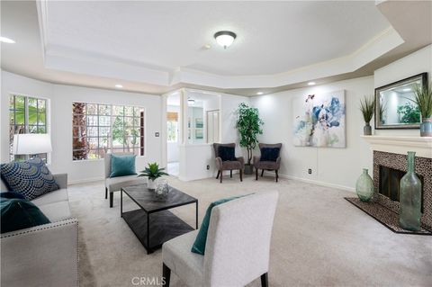 Tiny photo for 2006 Aviation Way #E, Redondo Beach, CA 90278 (MLS # SB25227339)