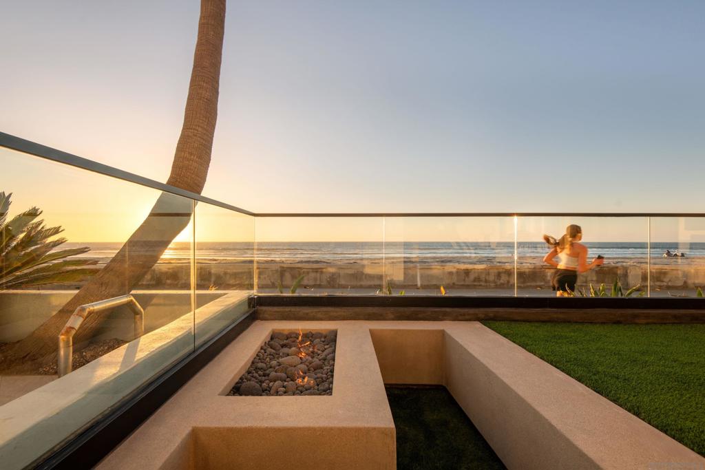 Mission Beach - Residential