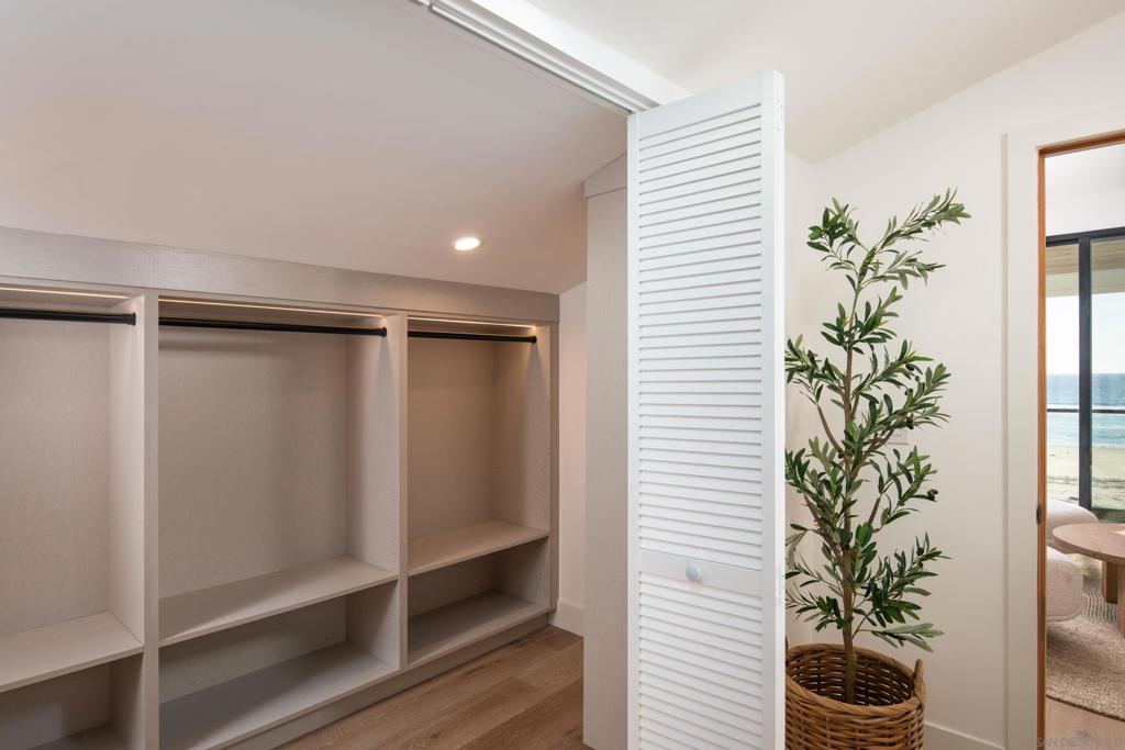 Mission Beach - Residential