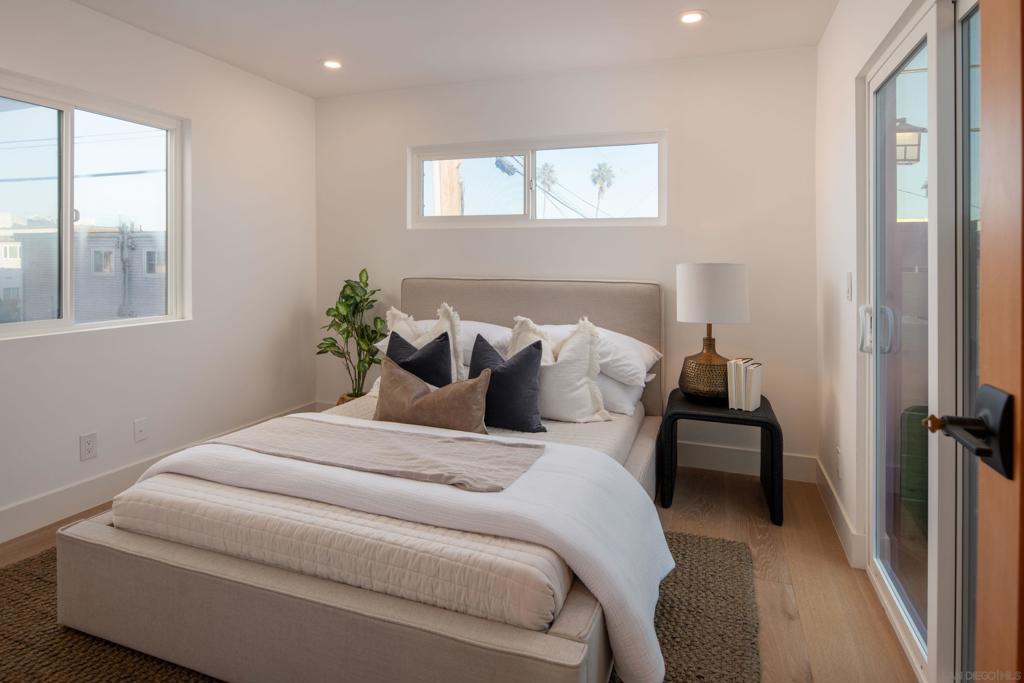 Mission Beach - Residential