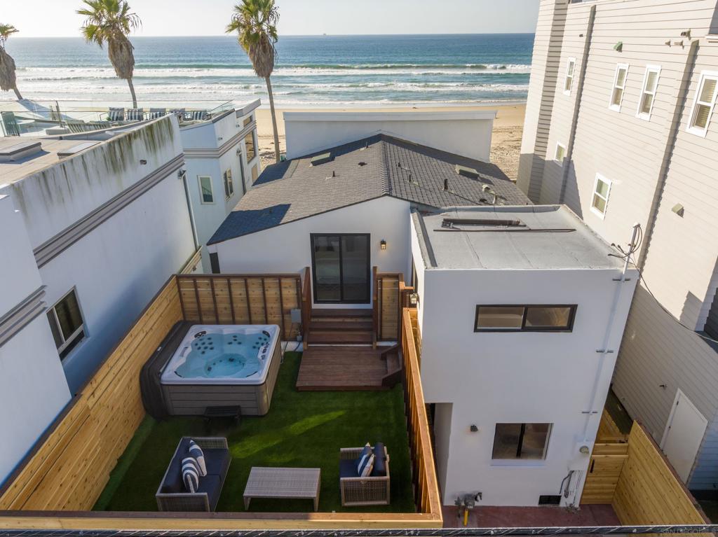 Mission Beach - Residential