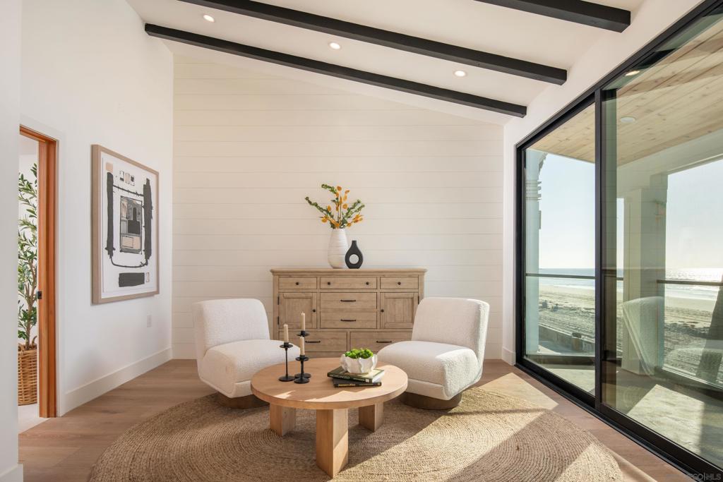 Mission Beach - Residential