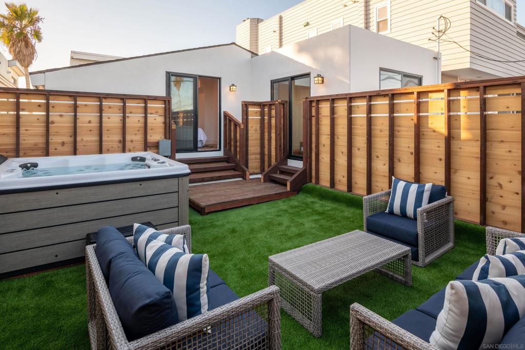 Mission Beach - Residential