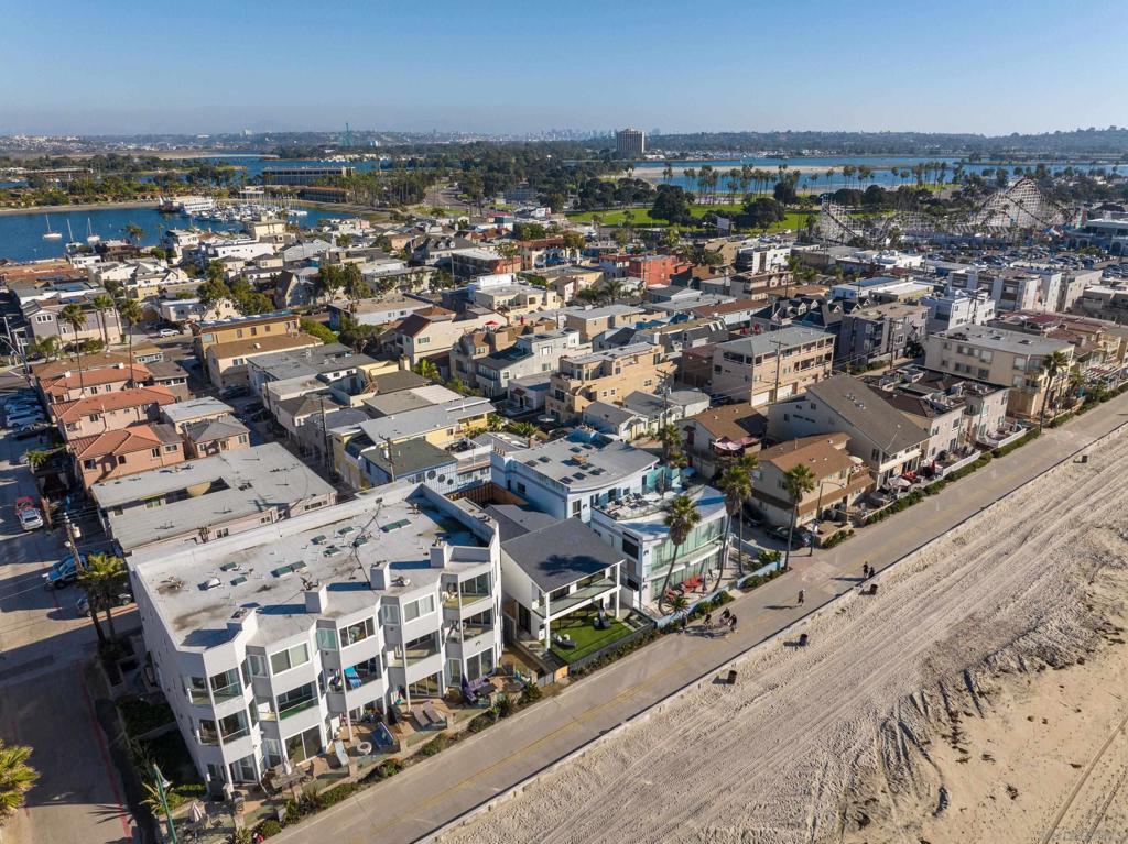 Mission Beach - Residential