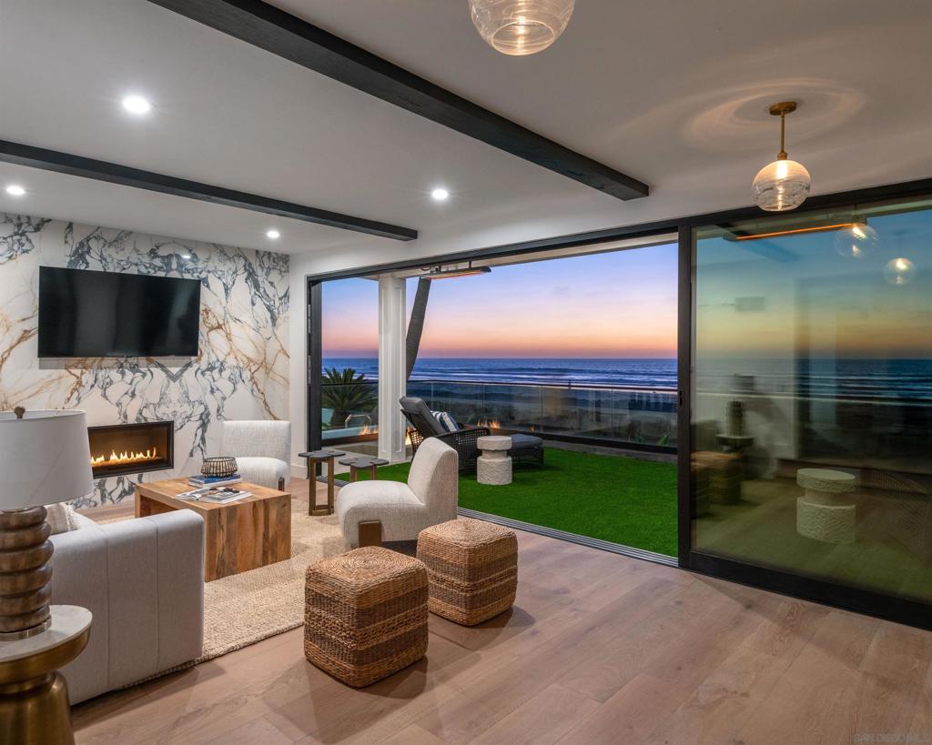 Mission Beach - Residential