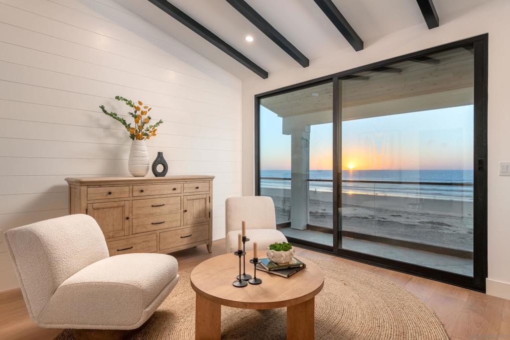 Mission Beach - Residential