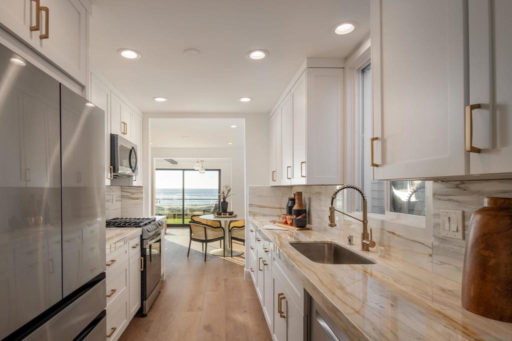 Mission Beach - Residential