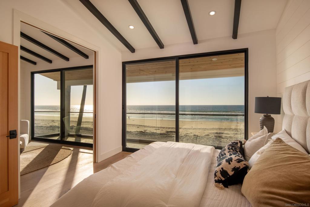 Mission Beach - Residential