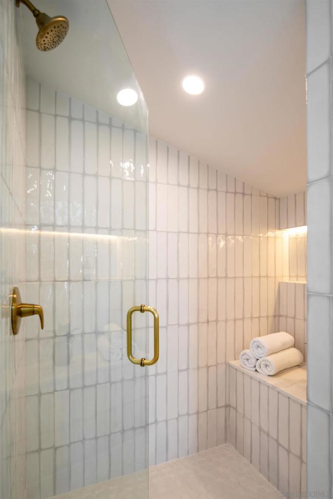 Mission Beach - Residential