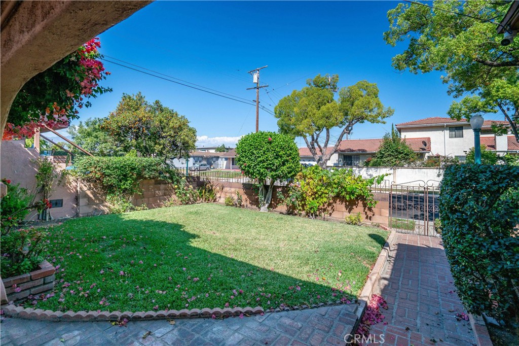 Properties 4 2013 S Palm Ave