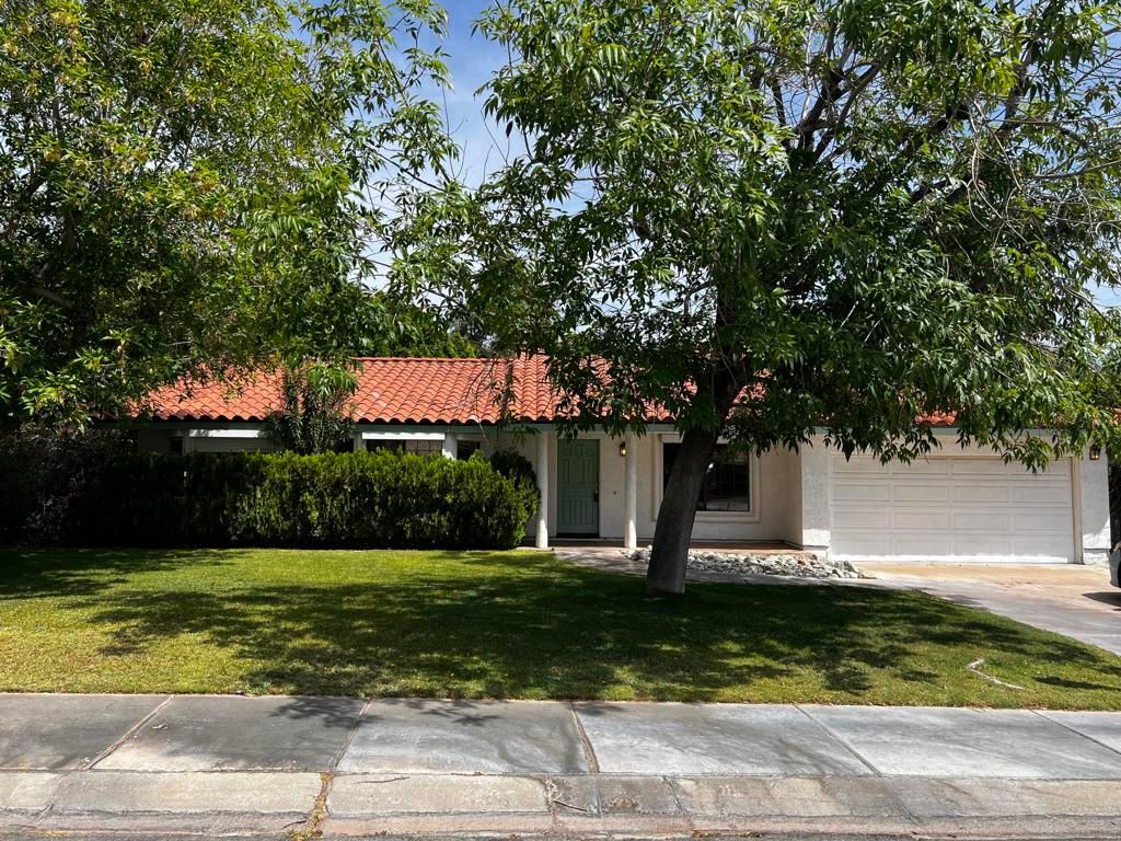 Photo of 474 W Santa Catalina Road, Palm Springs, CA 92262 (MLS # 219146635DA)