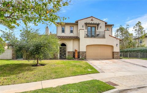 Photo of 8001 Ocean Bluff Dr, Los Angeles, CA 90045 (MLS # SR26021757)