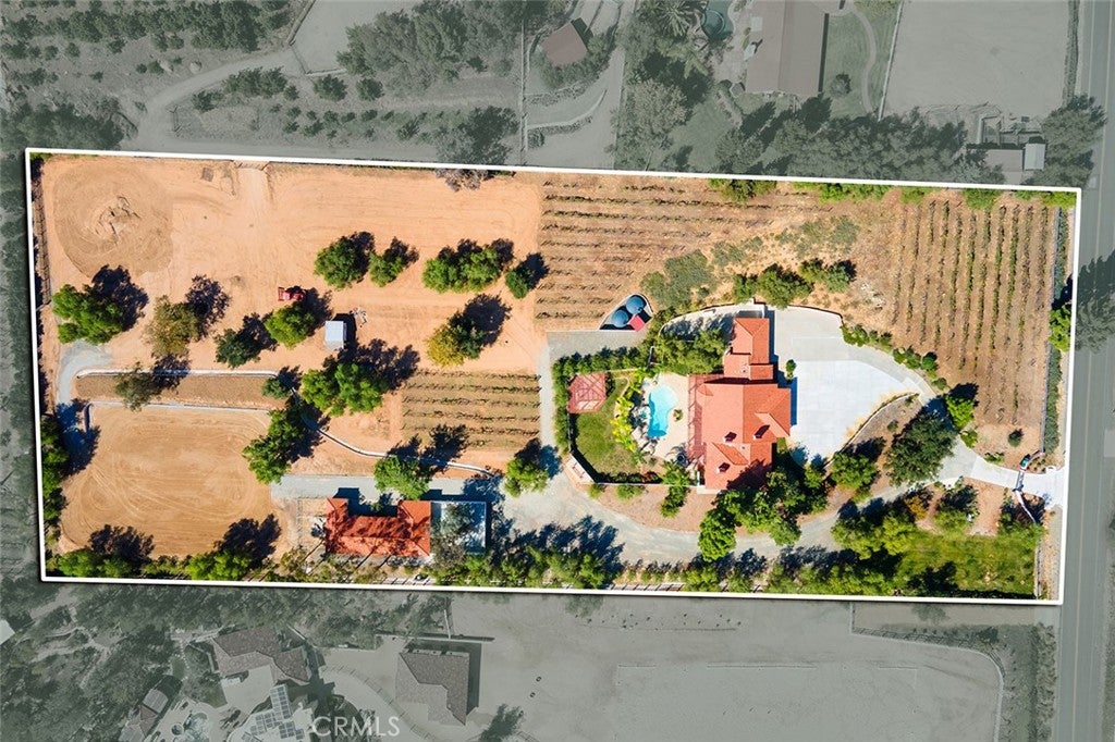 39555 Avenida Bonita