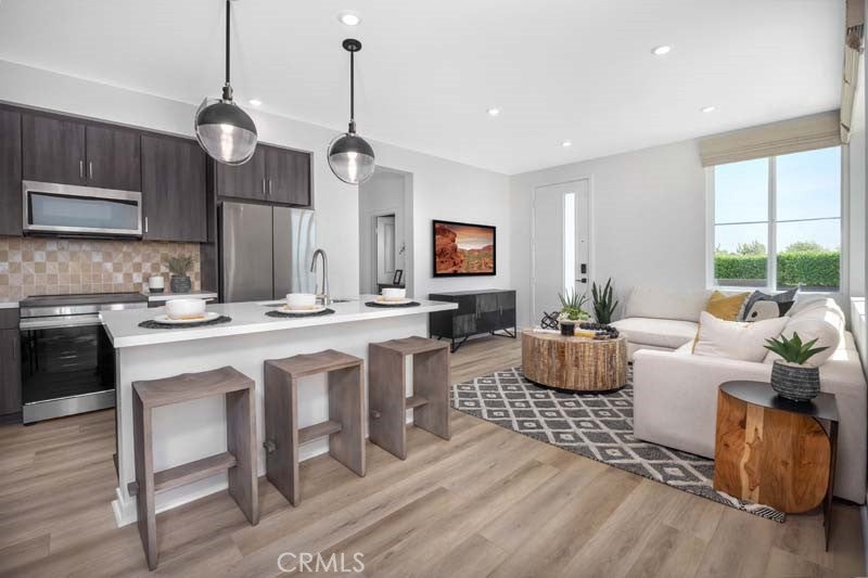 3660 W S. Eichler Paseo 1