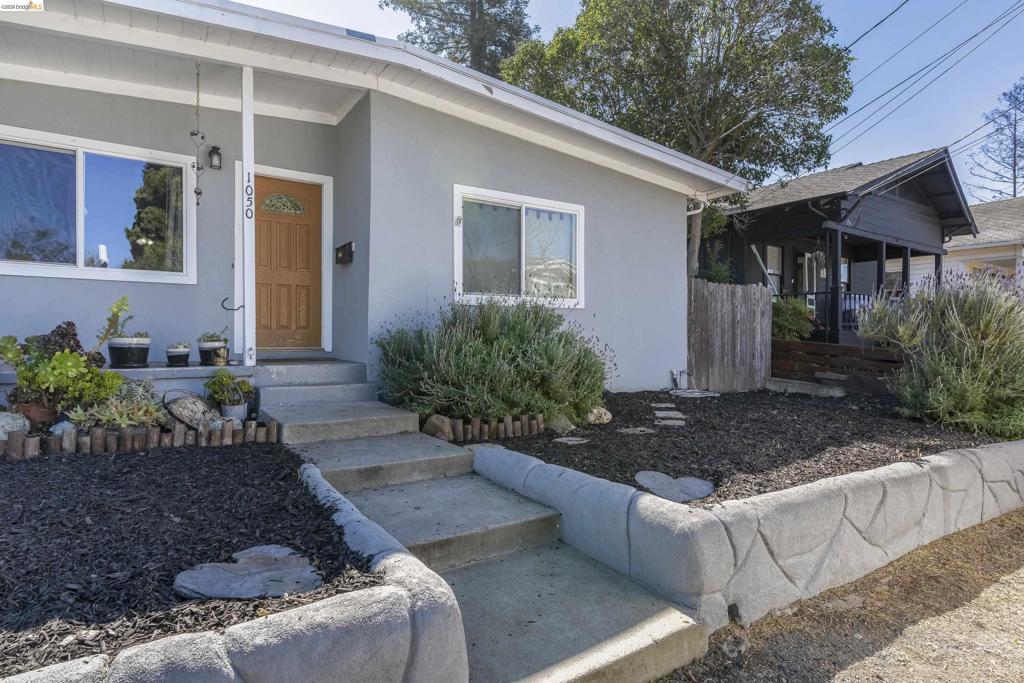 1050 Sierra Ave