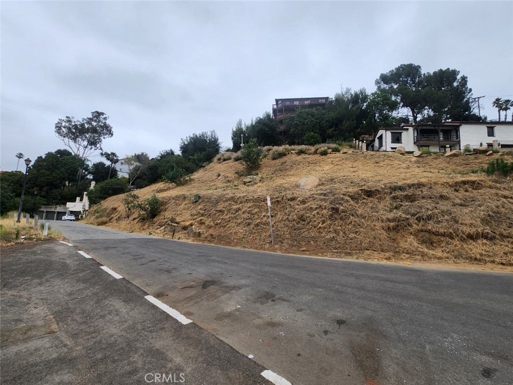 Nothing blocks the view. Price negotiable.